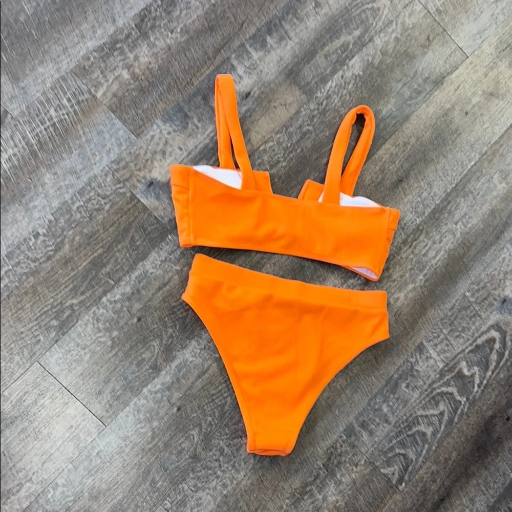 Vibrant Orange Bikini Set - Picture 3 of 3
